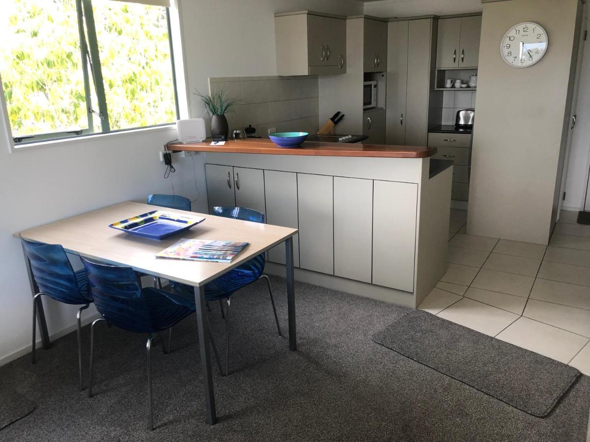 Beachpoint Apartments Ohope Екстер'єр фото