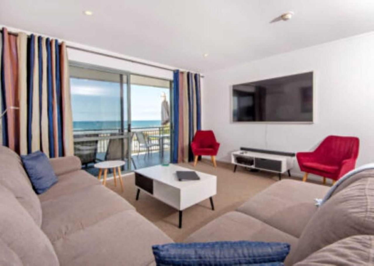 Beachpoint Apartments Ohope Екстер'єр фото